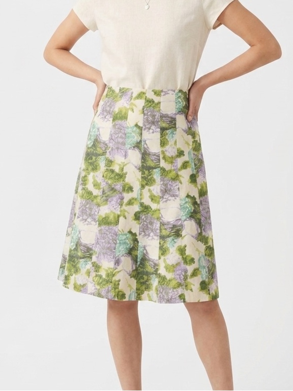 Ann Taylor Green and Cream Floral Skirt